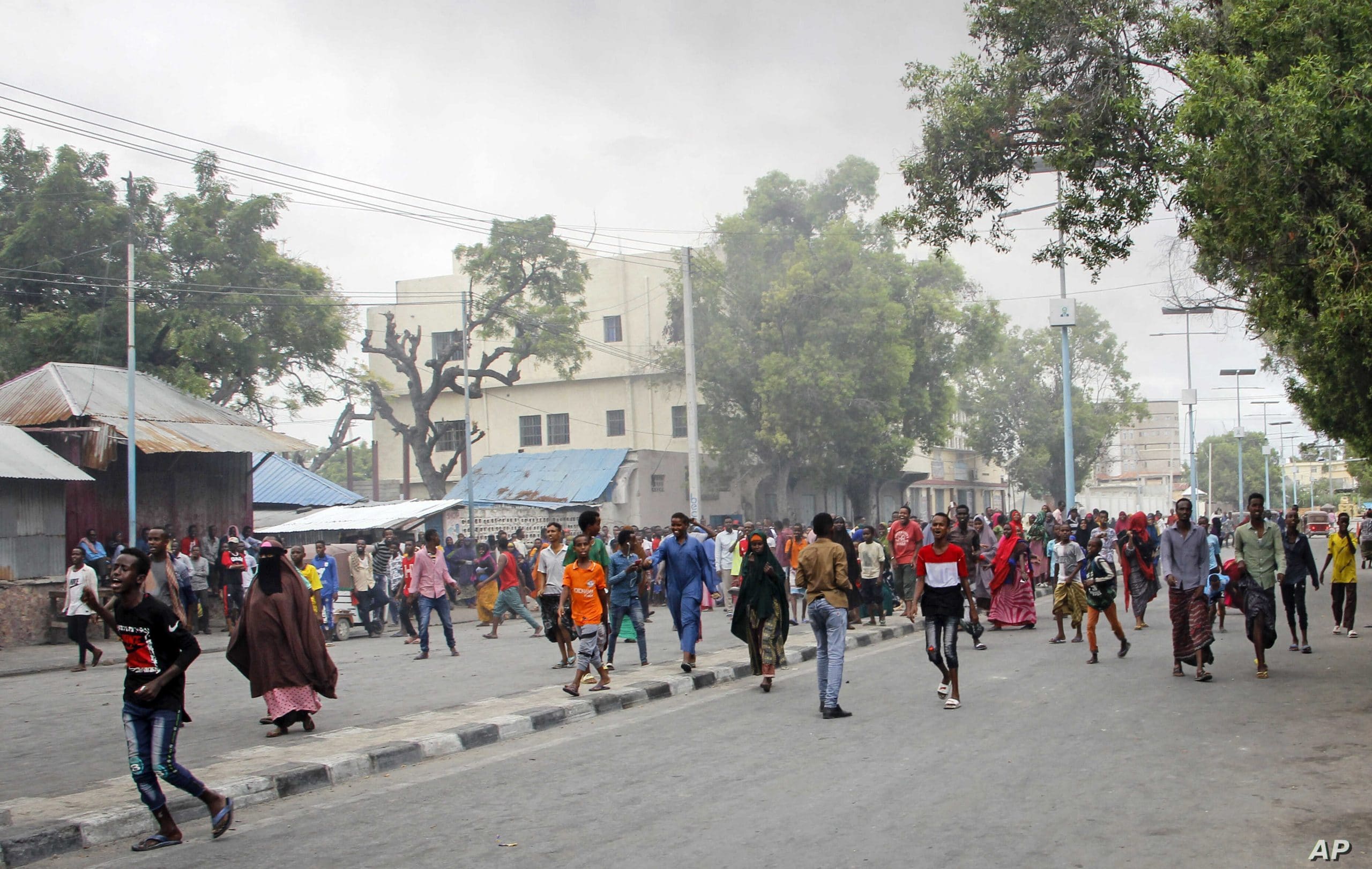 Opposition leaders in Somalia defy the government and held protests