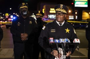 At least 2 dead and 13 injured in Chicago shooting