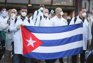 Cuban health workers provide aid in Mozambique