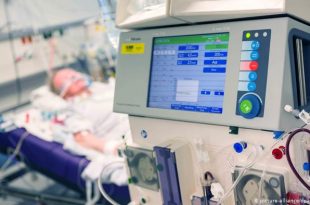 German intensive care doctors demand return of restrictions