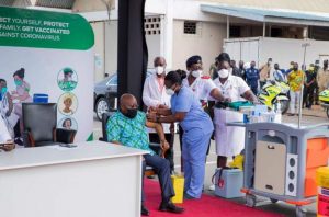 Ghanaian president Nana Akufo-Addo vaccinated against covid-19