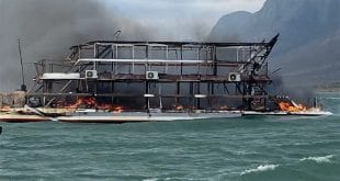 South Africa: a German tourist dies in houseboat fire