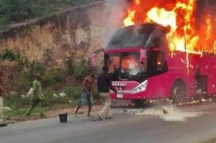 21 burnt to death in bus attack