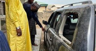 Nigeria police investigate death of eight children in car