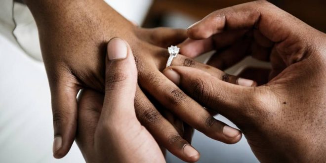 Nigeria: a soldier arrested for accepting marriage proposal in uniform