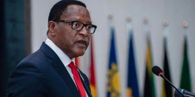 Malawi: president Chakwera sacks entire cabinet