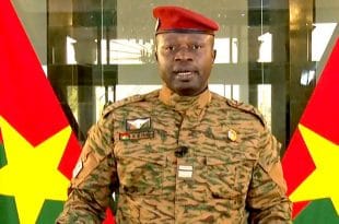 Burkina Faso: interim leader sacks army and spy chiefs