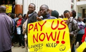 Kenya: education minister asks teachers to suspend strike