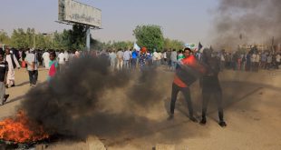 Sudan: a protester shot dead during mass demonstration