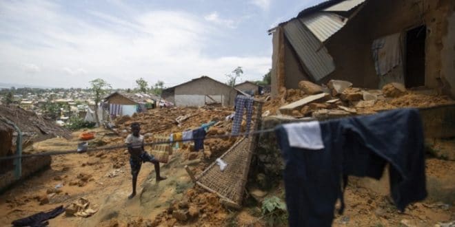 Mozambique: cyclone Gombe continues claiming victims