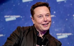 Tesla boss Elon Musk becomes new owner of Twitter