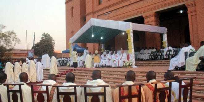 DR Congo: Catholic Church wants to unite political class