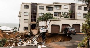 South Africa: hundreds evacuated after new floods