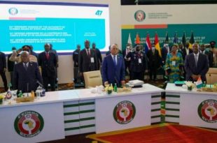 West African leaders lift sanctions against Mali