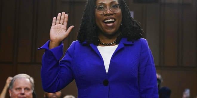 USA: Ketanji Brown Jackson sworn in as first African-American Supreme Court justice