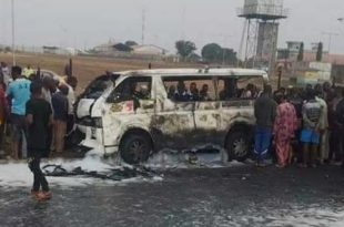 Several burnt to death in a car accident
