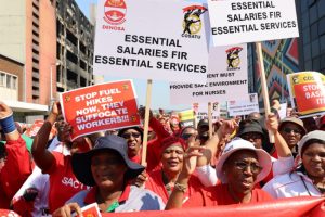 South Africa: civil servants on strike for better working conditions