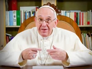 "Celebrate humbly and donate for Ukraine" - Pope Francis' call to people