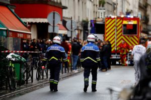 Two dead and four injured in a shooting in Paris