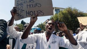Zimbabwe: health workers could face jail for striking