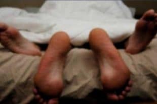 Man's testicles swelled after s3x in the bush