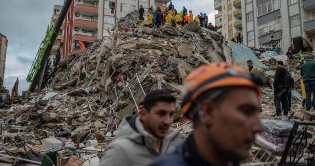 Provisional report says at least 2300 died in earthquakes in Turkey and Syria