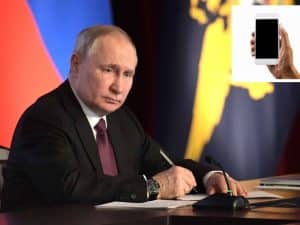 Vladimir Putin's entourage now deprived of iPhone