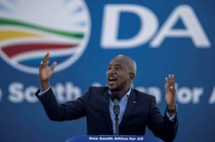 South Africa: opposition calls for probe over ministers' lavish home