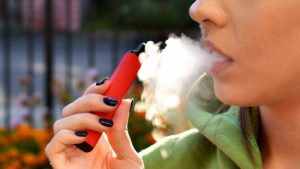 Australian government to ban single-use e-cigarettes