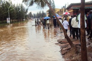More than 100 dead in floods and landslides in Rwanda