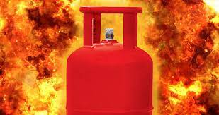 Four injured in gas cylinder explosion