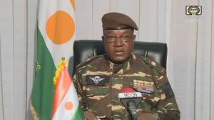 Niger coup leaders accuse France of "wanting to intervene militarily"