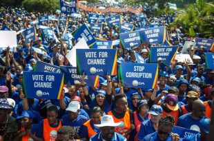 South Africa's main opposition mulls pact against ruling party