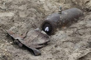 At least 13,000 evacuated after World War II bomb found