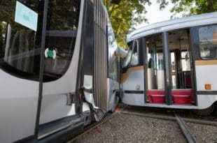 Collision between two trams in Lisbon leaves several injured
