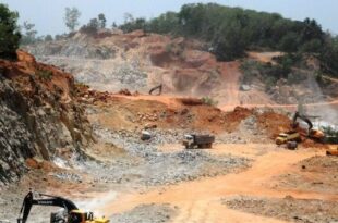 At least four dead after Chinese quarry explodes in Ghana