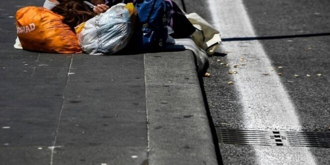 10% of the Italian population lives in extreme poverty