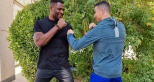 Francis Ngannou meets Cristiano Ronaldo before his fight with Fury