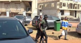 Three fake policemen arrested at Asawase