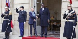The Prime Minister's visit to France goes down badly in Senegal