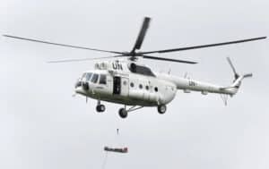Al Shabab militants seize eight UN helicopter passengers