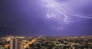 Four killed and three injured by lightning in Mozambique