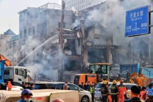 Seven dead and several injured after explosion in Chinese restaurant