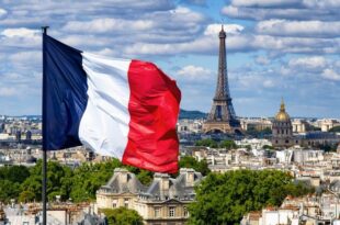 18-year-old pupil stabs schoolteacher in France