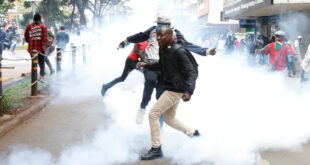 One killed and more than 200 injured during a demonstration in Kenya