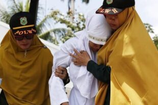 Indonesia: a woman humiliated in front of an audience