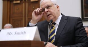 FedEx's innovative founder dies aged 80